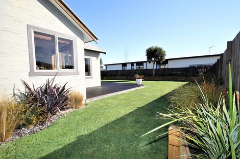 Photo of property in 2 Mallard Place, Mosgiel, 9024