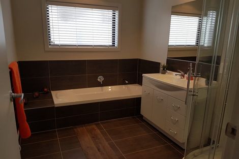 Photo of property in 8 Kilbryde Crescent, Pokeno, 2402