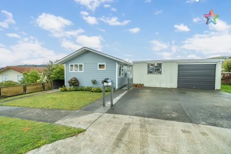 Photo of property in 18 Tarras Grove, Kelson, Lower Hutt, 5010