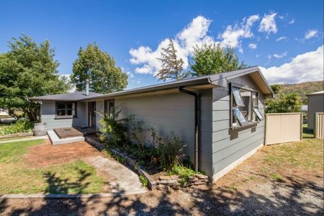 Photo of property in 22 Dunstan Street, Clyde, 9330