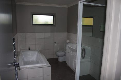 Photo of property in 5a Keith Sands Grove, Havelock North, 4130