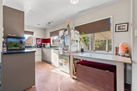 Photo of property in 8b Kupe Drive, Carterton, 5713