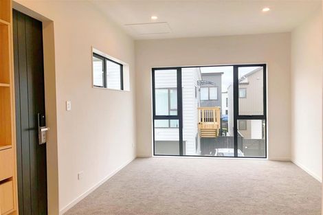 Photo of property in 50 Opoka Street, Papakura, 2110
