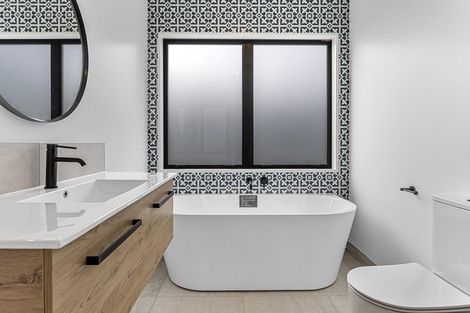 Photo of property in 6 Peak Lane, Halswell, Christchurch, 8025