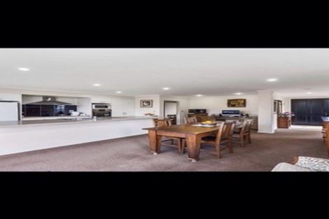 Photo of property in 92 Beerescourt Road, Beerescourt, Hamilton, 3200