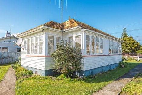 Photo of property in 56 Bignell Street, Gonville, Whanganui, 4501