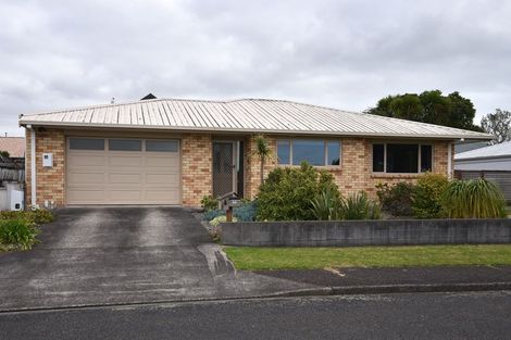 Photo of property in 4 Aotea Street, Welbourn, New Plymouth, 4312