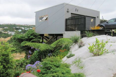 Photo of property in 14 Harland Street, Brooklyn, Wellington, 6021