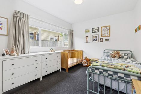 Photo of property in 8/74 Derwent Street, Island Bay, Wellington, 6023