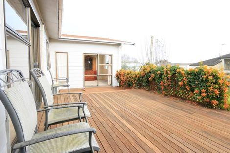 Photo of property in 20 Wycherley Drive, Bucklands Beach, Auckland, 2014