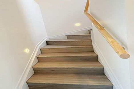 Photo of property in 12e Elcoat Avenue, Te Atatu South, Auckland, 0610