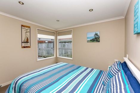 Photo of property in 32b Gilbert Street, New Plymouth, 4310