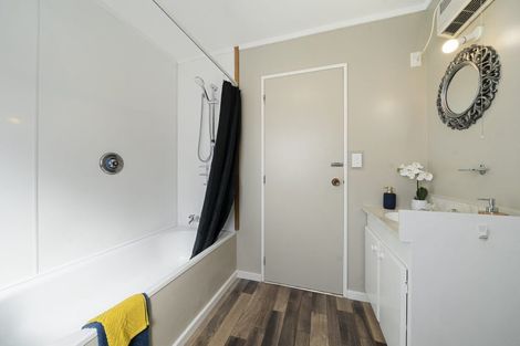 Photo of property in 218 Staithes Drive South, Whitby, Porirua, 5024