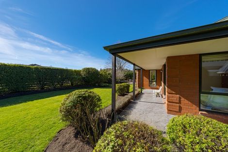 Photo of property in 2 Springvale Gardens, Harewood, Christchurch, 8051