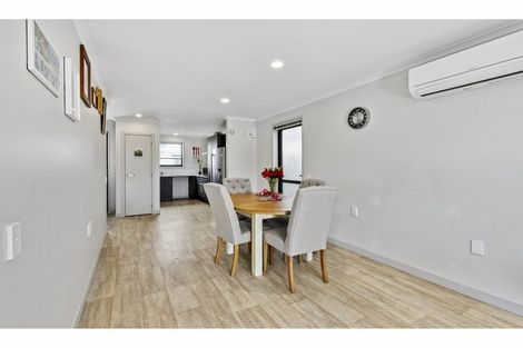 Photo of property in 12 Kuparu Street, Weymouth, Auckland, 2103