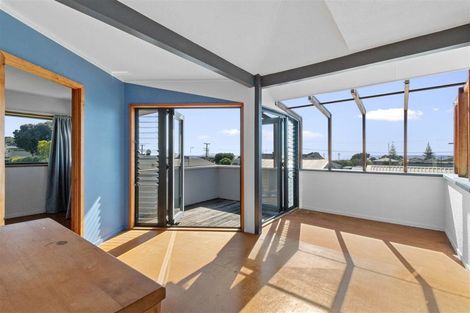 Photo of property in 2 Fyfe Road, Waihi Beach, 3611