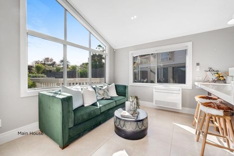 Photo of property in 11 Evelyn Road, Cockle Bay, Auckland, 2014