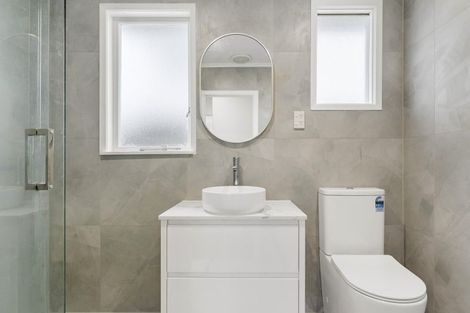 Photo of property in 19 Minaret Drive, Bucklands Beach, Auckland, 2014