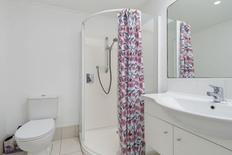 Photo of property in Beachpoint Apartments, 2/5 West End Road, Ohope, 3121