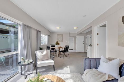 Photo of property in 17 Bernard Street, Chedworth, Hamilton, 3210