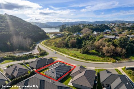 Photo of property in 16 Tradewinds Drive, Whitby, Porirua, 5024