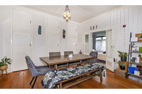 Photo of property in 8 Shortland Street, Regent, Whangarei, 0112