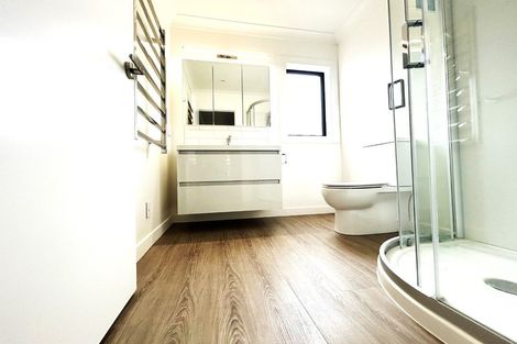 Photo of property in 38 Kervil Avenue, Te Atatu Peninsula, Auckland, 0610