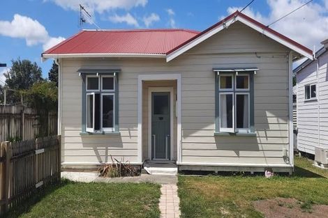 Photo of property in 118 Lincoln Road, Masterton, 5810