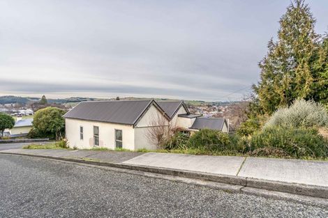 Photo of property in 16a-b Johnston Street, Gore, 9710