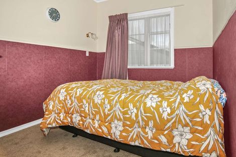 Photo of property in 58 Wakefield Street, Westport, 7825