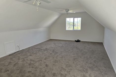 Photo of property in 10/199 Birdwood Road, Massey, Auckland, 0614