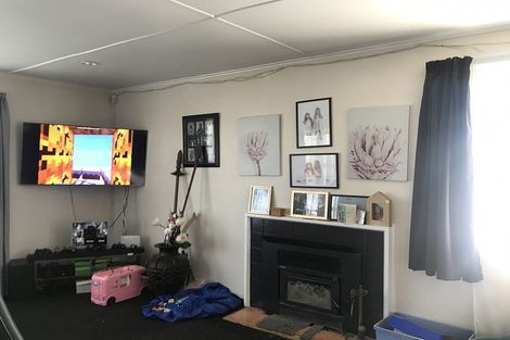 Photo of property in 308 Ruru Place, Camberley, Hastings, 4120