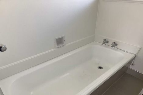 Photo of property in 1/238 Onewa Road, Birkenhead, Auckland, 0626