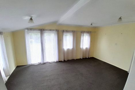 Photo of property in 132 Waihou Road, Levin, 5571