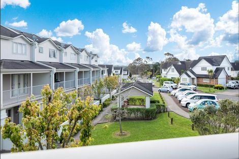 Photo of property in The Rise, 10/11 Hatfield Place, Albany Heights, Auckland, 0632