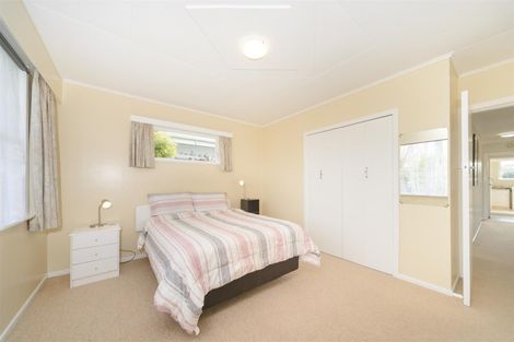 Photo of property in 10 Bond Street, Marton, 4710