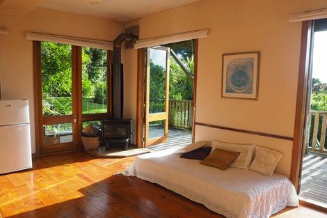 Photo of property in 122 Lone Kauri Road, Karekare, New Lynn, 0772