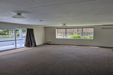 Photo of property in 15 Rossiter Crescent, Lynmouth, New Plymouth, 4310