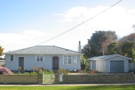 Photo of property in 10 Terrace Street, Marton, 4710