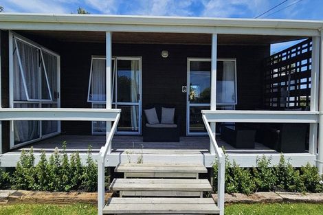 Photo of property in 12 Cove Road, Waipu, 0510