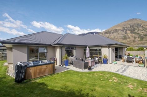 Photo of property in 9 Judge And Jury Drive, Lake Hayes, Queenstown, 9304