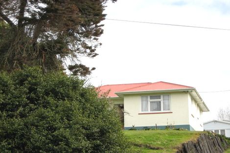 Photo of property in 34 Seaview Road, Marfell, New Plymouth, 4310