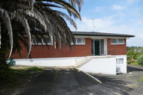 Photo of property in 21 Marlborough Avenue, Glenfield, Auckland, 0629