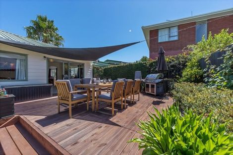 Photo of property in 2/287 Vipond Road, Stanmore Bay, Whangaparaoa, 0932
