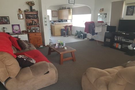 Photo of property in 2/3 Farnborough Street, Aranui, Christchurch, 8061