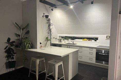 Photo of property in 1/99 Major Hornbrook Road, Mount Pleasant, Christchurch, 8081