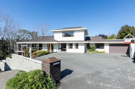 Photo of property in 90 Simla Avenue, Havelock North, 4130