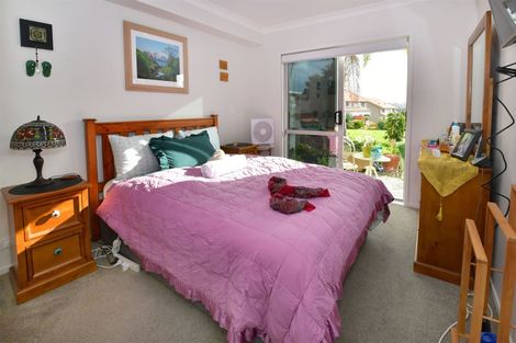Photo of property in Santa Rosa, 2/340 Gulf Harbour Drive, Gulf Harbour, Whangaparaoa, 0930