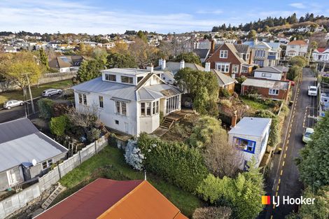 Photo of property in 34 Elm Row, Dunedin Central, Dunedin, 9016