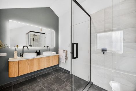 Photo of property in 20 Regina Street, Westmere, Auckland, 1022